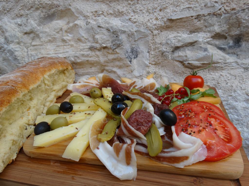 Guesthouse Pjaceta Split Zewnętrze zdjęcie